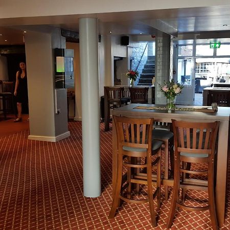 The Portcullis Hotel Chipping Sodbury Exterior foto